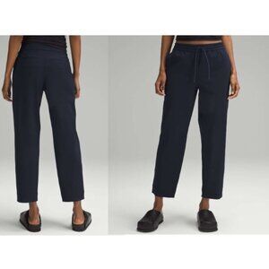 Lululemon Tapered-Leg Mid-Rise Casual Business Pant 7/8 Length - True Navy